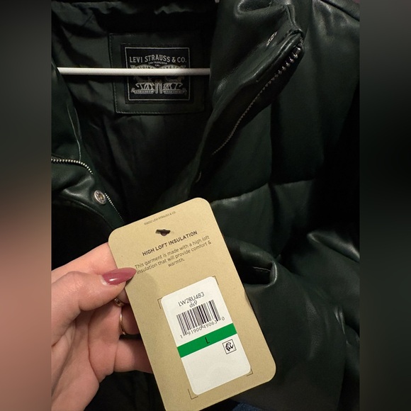 Levi's Water Resistant Vegan Leather Short Puffer Jacket OLIVE new - Picture 4 of 5